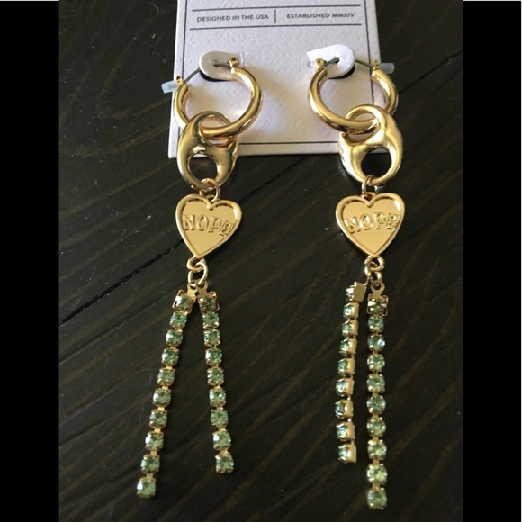 Melrose & Market Gold Tone Dangling Heart Earnings - Picture 4 of 6